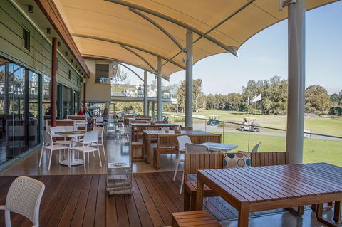 Club Catalina - Kawana Tourism 3