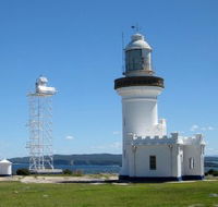 Point Perpendicular Lighthouse and Lookout - Kawana Tourism