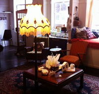 Studio 19 Art Gallery and Creative Loungeroom - Kawana Tourism
