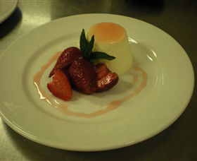 Merindoc Cafe And Cellar Door - Kawana Tourism 1