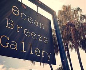 Ocean Breeze Gallery - Kawana Tourism 0