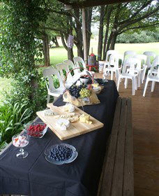 Toppers Mountain Wines - Kawana Tourism 4