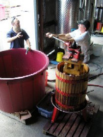 Pyramids Road Wines - Kawana Tourism 2