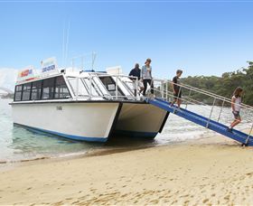 H2O Maxi Taxis - Kawana Tourism 1