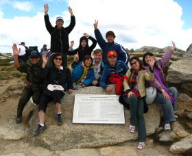 High Country Motel Tours - Kawana Tourism 0