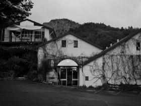 Amphora Wine Group - Kawana Tourism 0