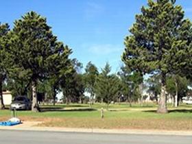 Loxton Motorhome Reserve - Kawana Tourism 0