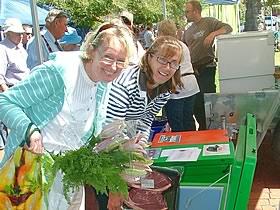 Victor Harbor Farmers Market - Kawana Tourism 0