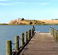 Point Malcolm Lighthouse - Kawana Tourism