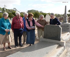 Wentworth Cemetery - Kawana Tourism 0