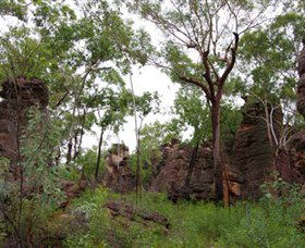 Barrk Sandstone Walk - Kawana Tourism 1
