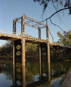 The Historic Barwon Bridge - Kawana Tourism 0