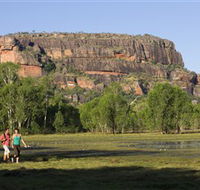 Sandstone and River Bushwalk - Kawana Tourism