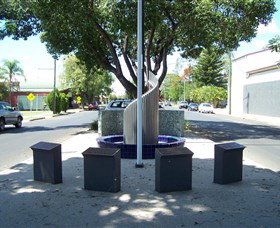 Emerald War Memorial - Kawana Tourism 0
