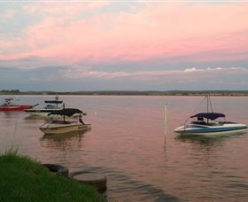 Griffith Boat Club - Kawana Tourism 0