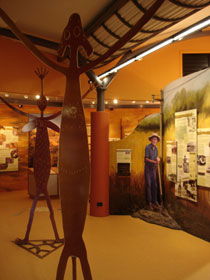 The Quinkan And Regional Cultural Centre - Kawana Tourism 3