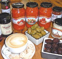 Riverina Grove - Kawana Tourism