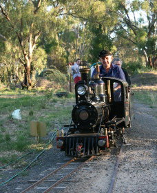 Jerilderie Steam Rail - Kawana Tourism 0