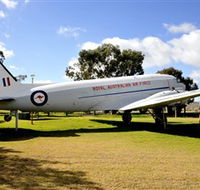 Douglas DC3 Dakota - Kawana Tourism