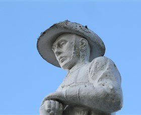 Sarina War Memorial - Kawana Tourism 0