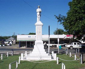 Sarina War Memorial - Kawana Tourism 1