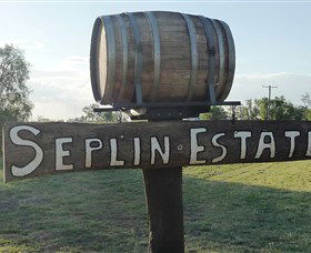 Seplin Estate Wines - Kawana Tourism 6