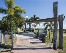 Bluewater Lagoon - Kawana Tourism 1