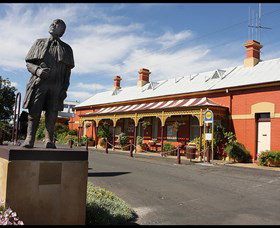 Forbes Railway Arts And Visitor Information Centre - Kawana Tourism 0