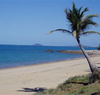 Lamberts Beach - Kawana Tourism