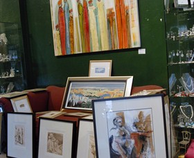 The Moree Gallery - Kawana Tourism 1