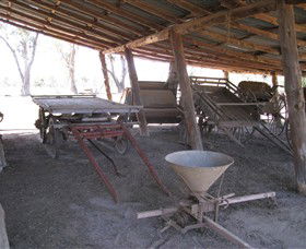 Savernake Day Tours - Kawana Tourism 6