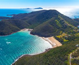 Basil Bay On Keswick Island - Kawana Tourism 0