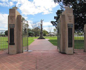 Goondiwindi War Memorial - Kawana Tourism 0