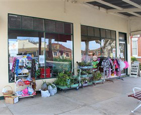 Culcairn Red Cross Craft Shop - Kawana Tourism 2