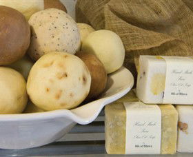 The Olive Shop - Milawa - Kawana Tourism 3