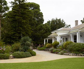 The Heights Heritage House And Garden - Kawana Tourism 7
