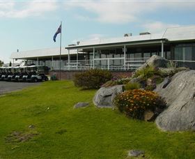 Tenterfield Golf Club - Kawana Tourism 0