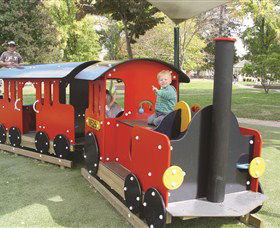 Belmore Park - Kawana Tourism 0