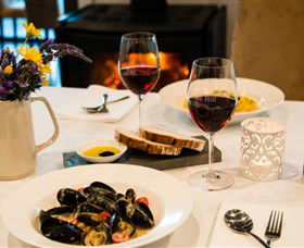 Lark Hill Biodynamic Winery - Kawana Tourism 0