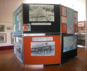 Stewarts Visitor Information And Gallery - Kawana Tourism 1