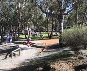 Syd's Rapids And Aboriginal Heritage Trail, Avon Valley - Kawana Tourism 3
