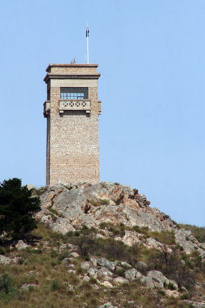 Rocky Hill War Memorial And Museum - Kawana Tourism 0