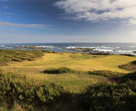 King Island Golf And Bowling Club Incorporated - Kawana Tourism 4
