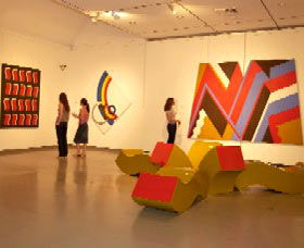 Penrith Regional Gallery And The Lewers Bequest - Kawana Tourism 0