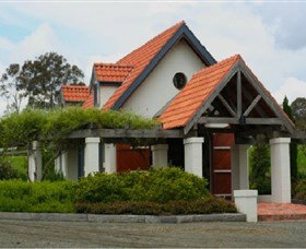 Travertine Wines - Kawana Tourism 0