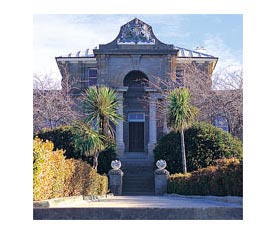 Lambie Town Walk - Kawana Tourism 0