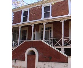 Lambie Town Walk - Kawana Tourism 1