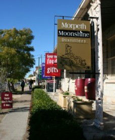 Morpeth Wine Cellars And Moonshine Distillery - Kawana Tourism 0