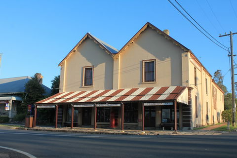 Campbells Store Craft Centre - Kawana Tourism 4