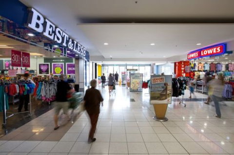 Toormina Gardens Shopping Centre - Kawana Tourism 9